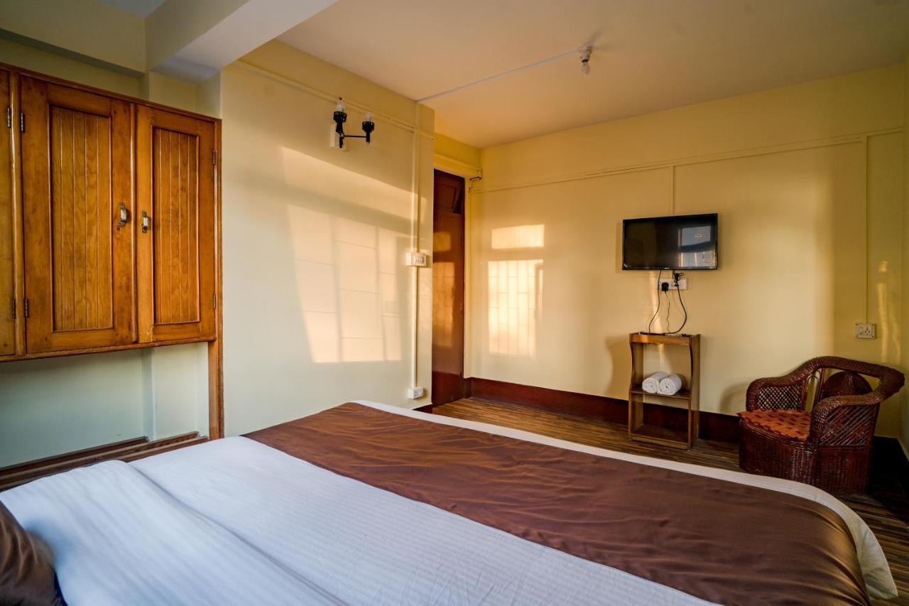 Magpie Mall Road Residency Hotel Gangtok Exterior photo